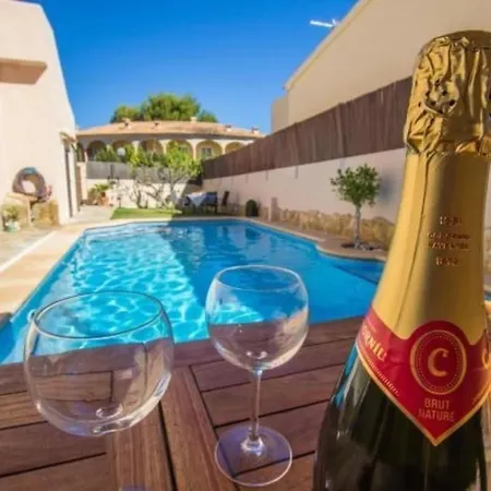 Mit Privatpool Fuer 6 Personen Ca 100 Qm In Capdepera, Mallorca Nordostkueste Von Mallorca كالا راتخاذا